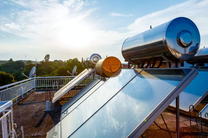 Installation de chauffe-eau solaire Martinique